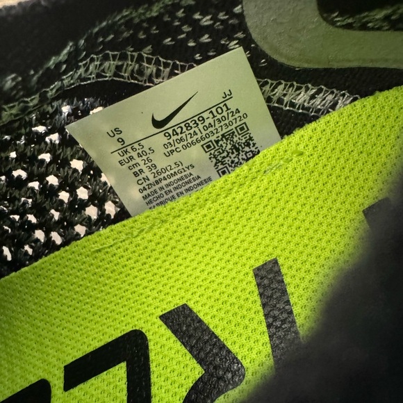 Nike Free Run Flyknit Women’s size 9 - Picture 6 of 9